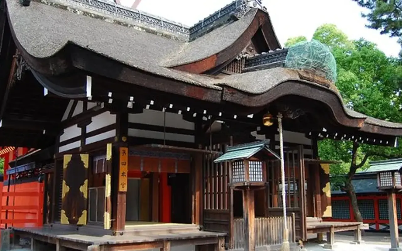 main photo